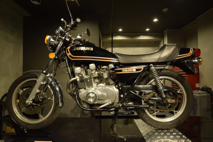 sold out GS400 SUZUKI 　バイク TOKYO SUGINAMI GARAGEROSSO